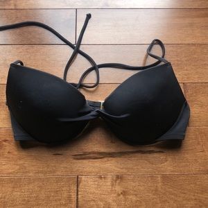Victoria’s Secret swim top 32D